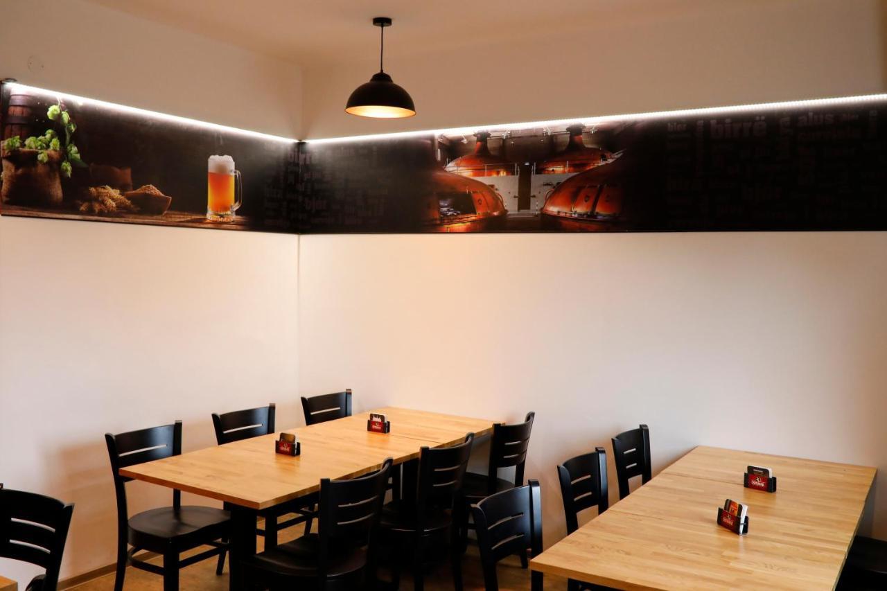 Penzion&Pizzerie U Massima Vyškov Buitenkant foto
